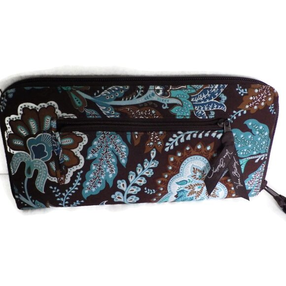 New Vera Bradley Java Blue Passport Wallet Travel Organizer - Picture 2 of 5